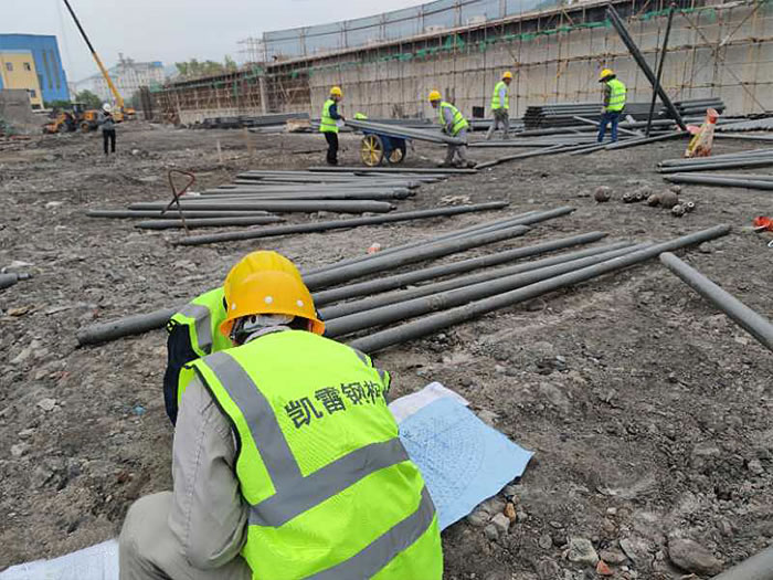 新沂螺栓球网架结构